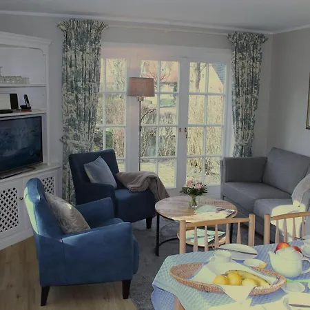 Coquette-im-haus-kapitaen-groot Apartment Keitum